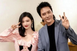 娱乐八卦姐妹吃瓜直播在线观看,娱乐八卦姐妹吃瓜盛宴，带你一窥娱乐圈幕后风云