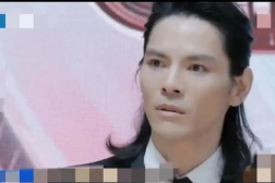 为了吃瓜自己进娱乐圈了,她如何为爱跨界追梦